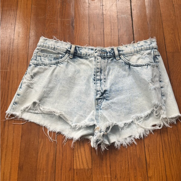 Zara Pants - Zara High-Rise Distressed Denim Shorts – Size 14 (EUR 46